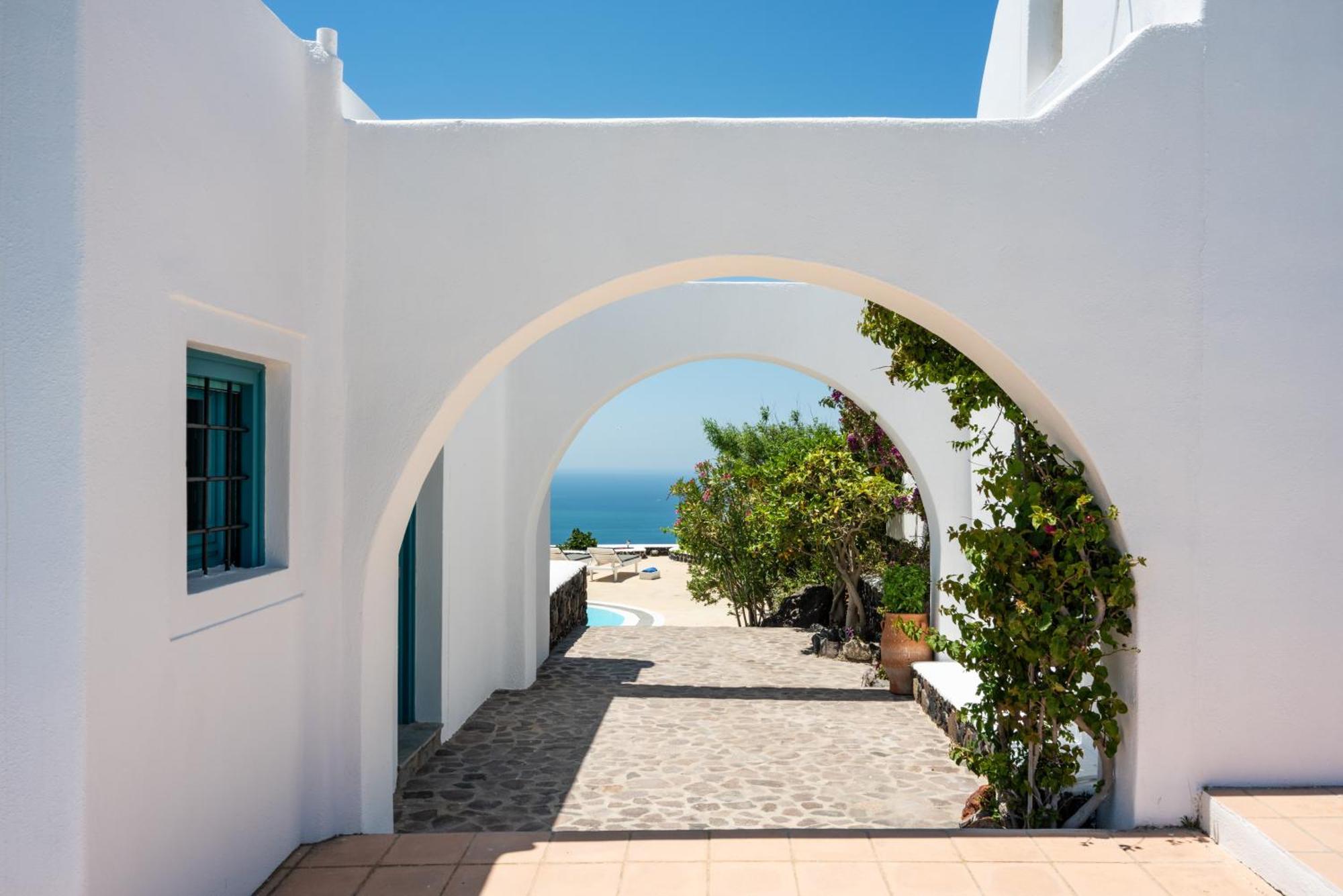 Villa Oinos - Sunset Views Ormos Athinios Экстерьер фото