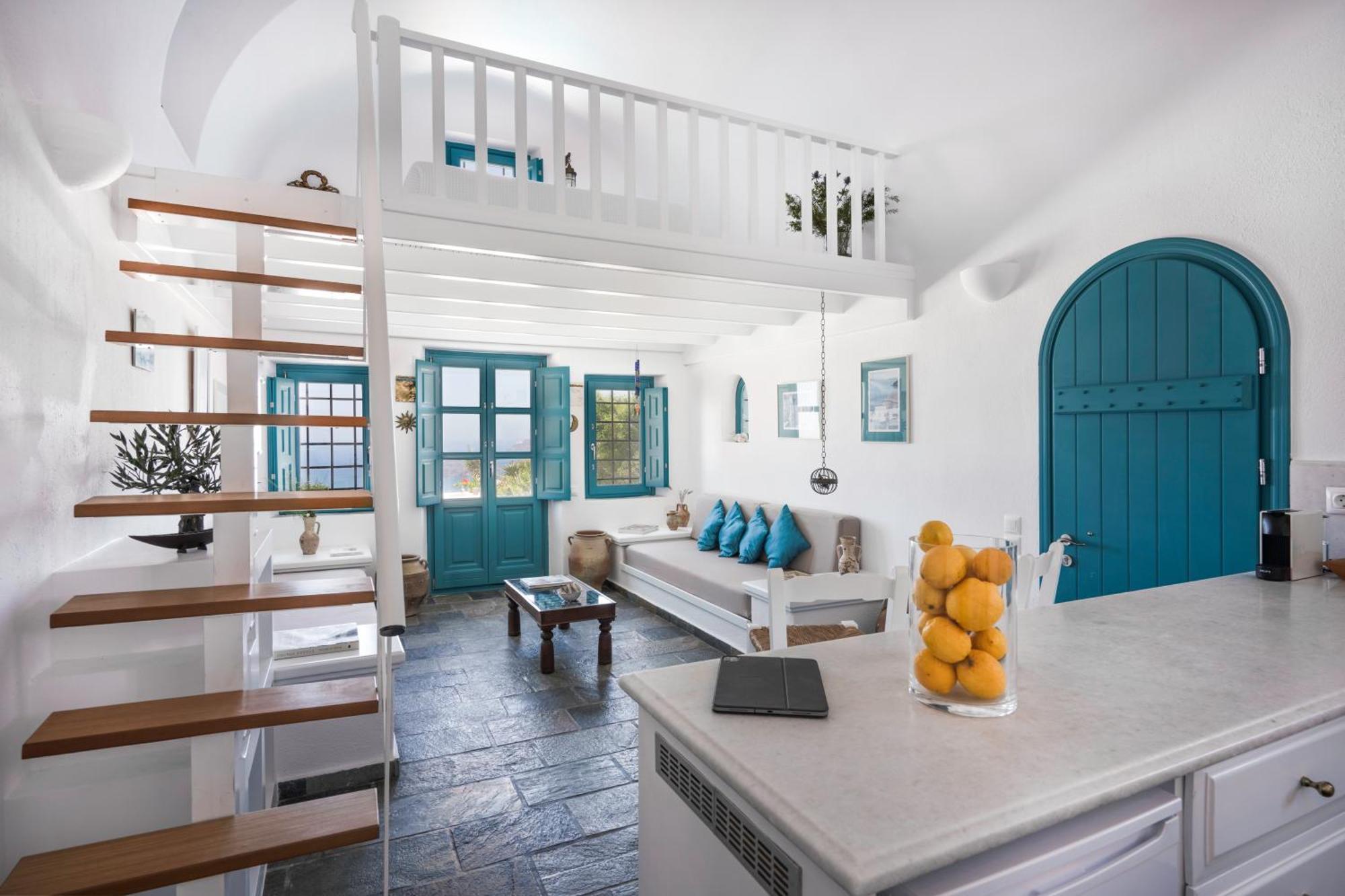 Villa Oinos - Sunset Views Ormos Athinios Экстерьер фото